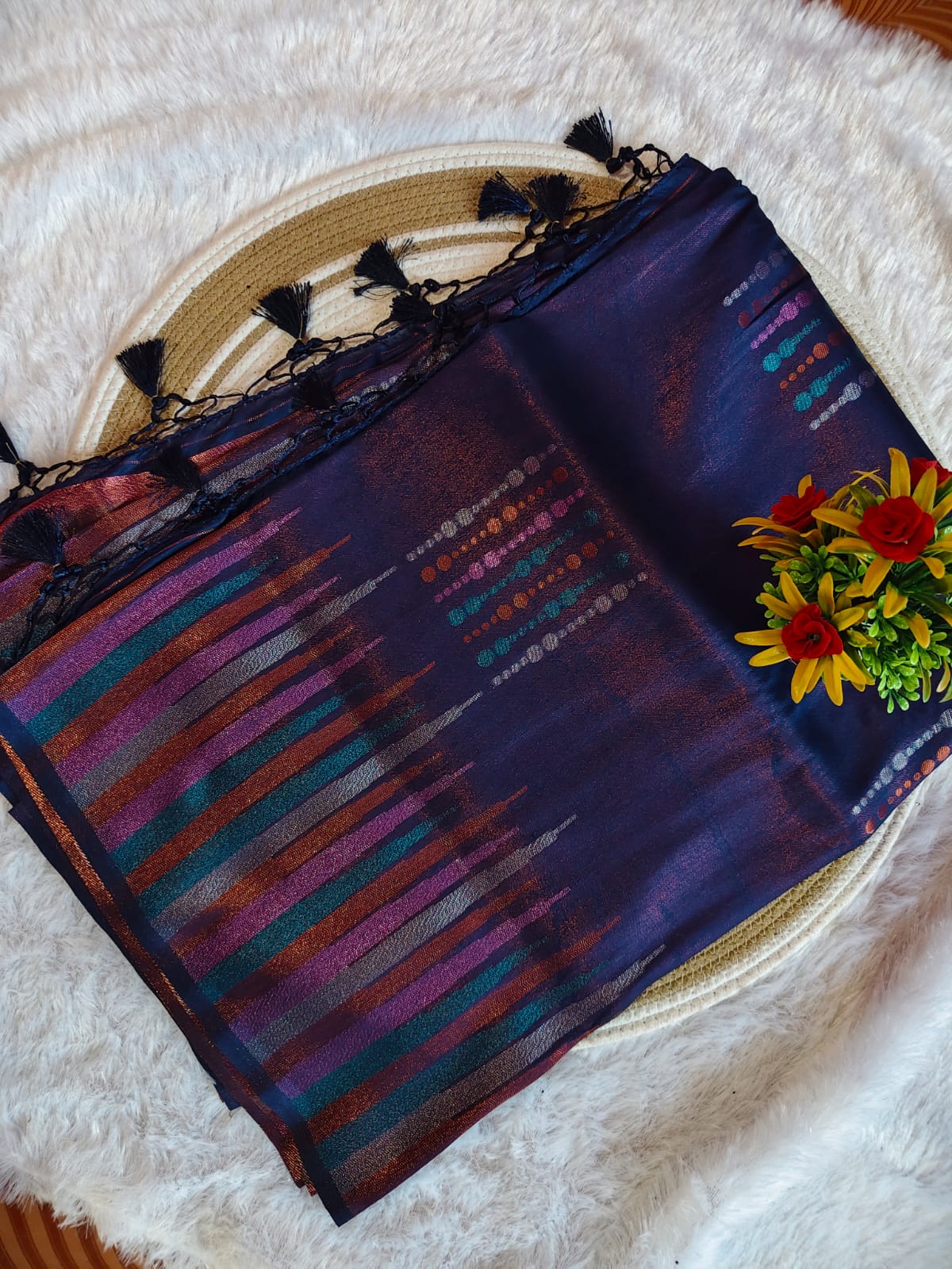 Royal Tower Pattern Navy Blue Saree