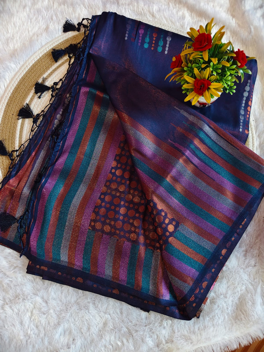 Royal Tower Pattern Navy Blue Saree