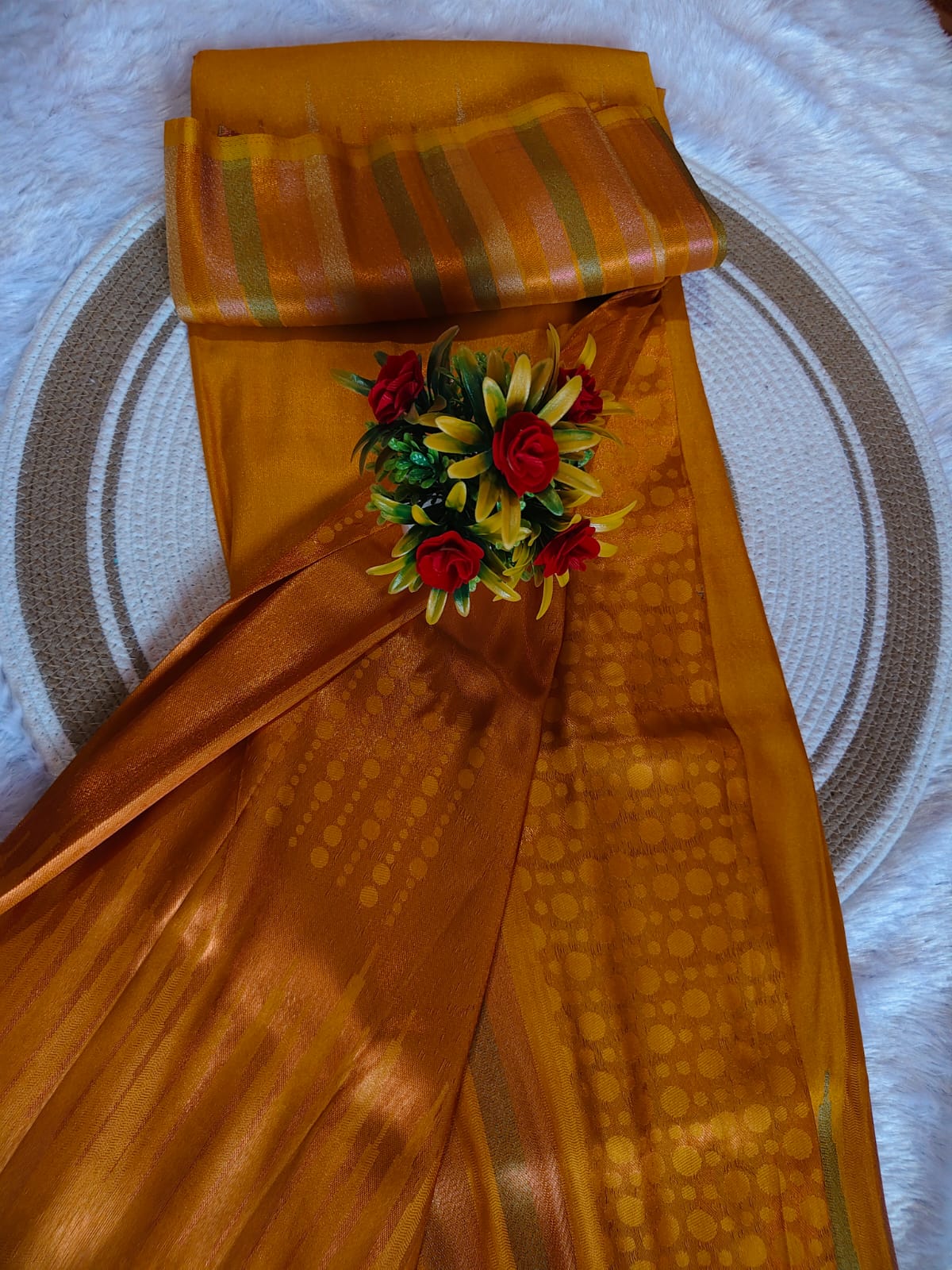 Royal Tower Pattern Yellow Saree