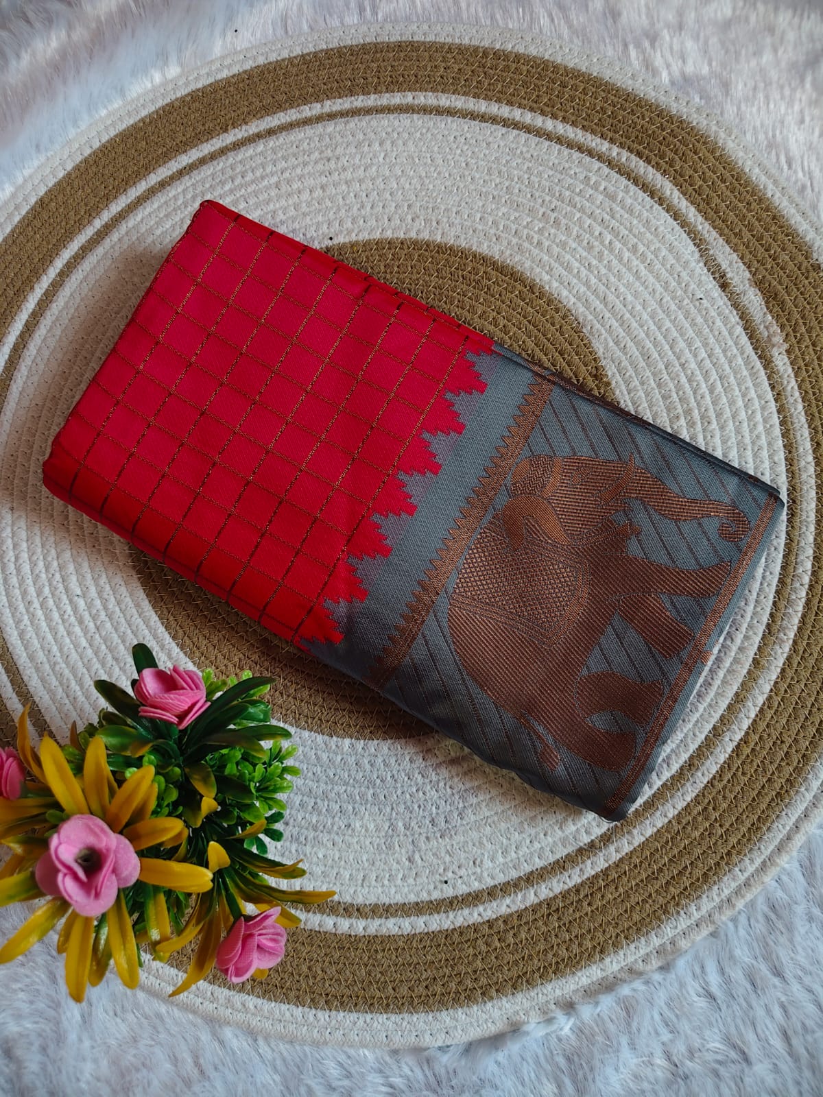 Royal Pink Elephant Checked Saree