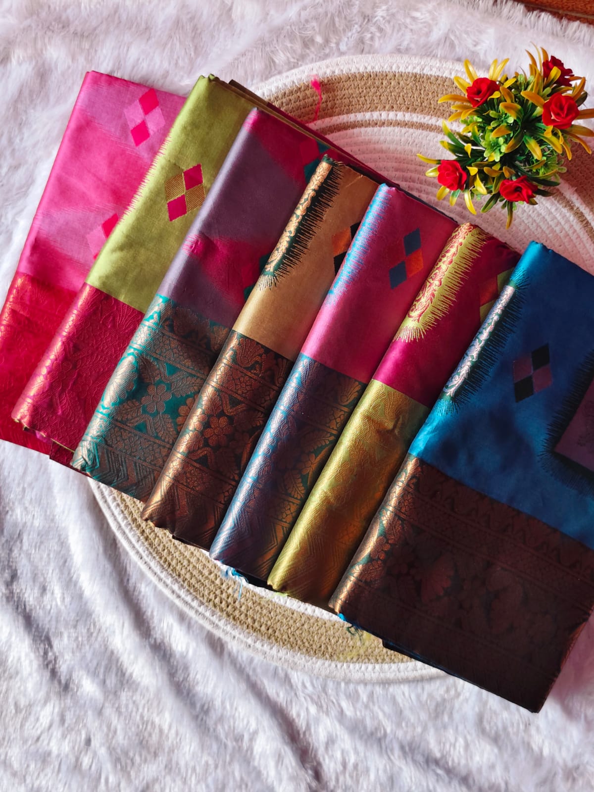 Mahandi Green Dual Shade Silk Saree