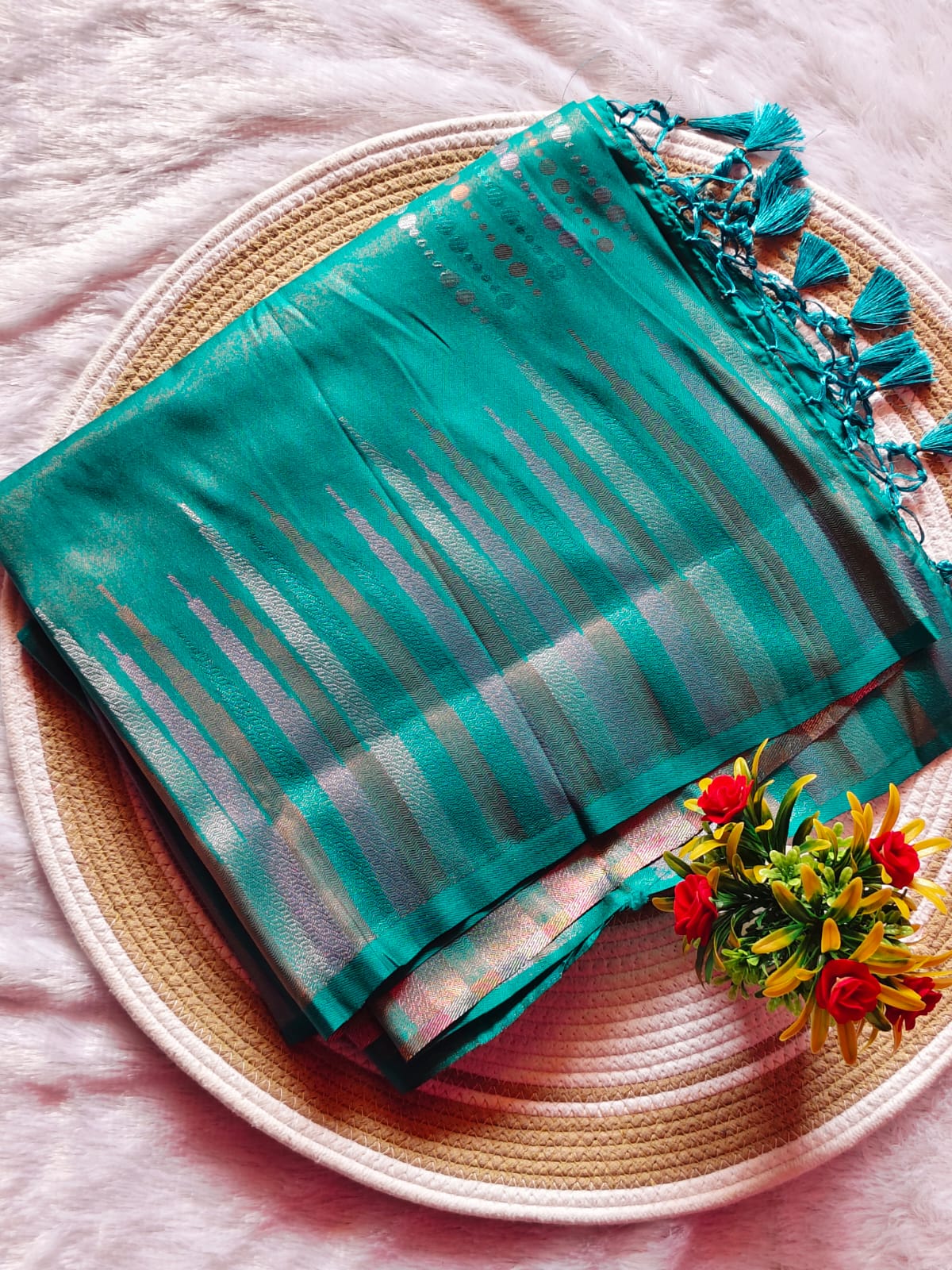 Royal Tower Pattern Sky Blue Saree