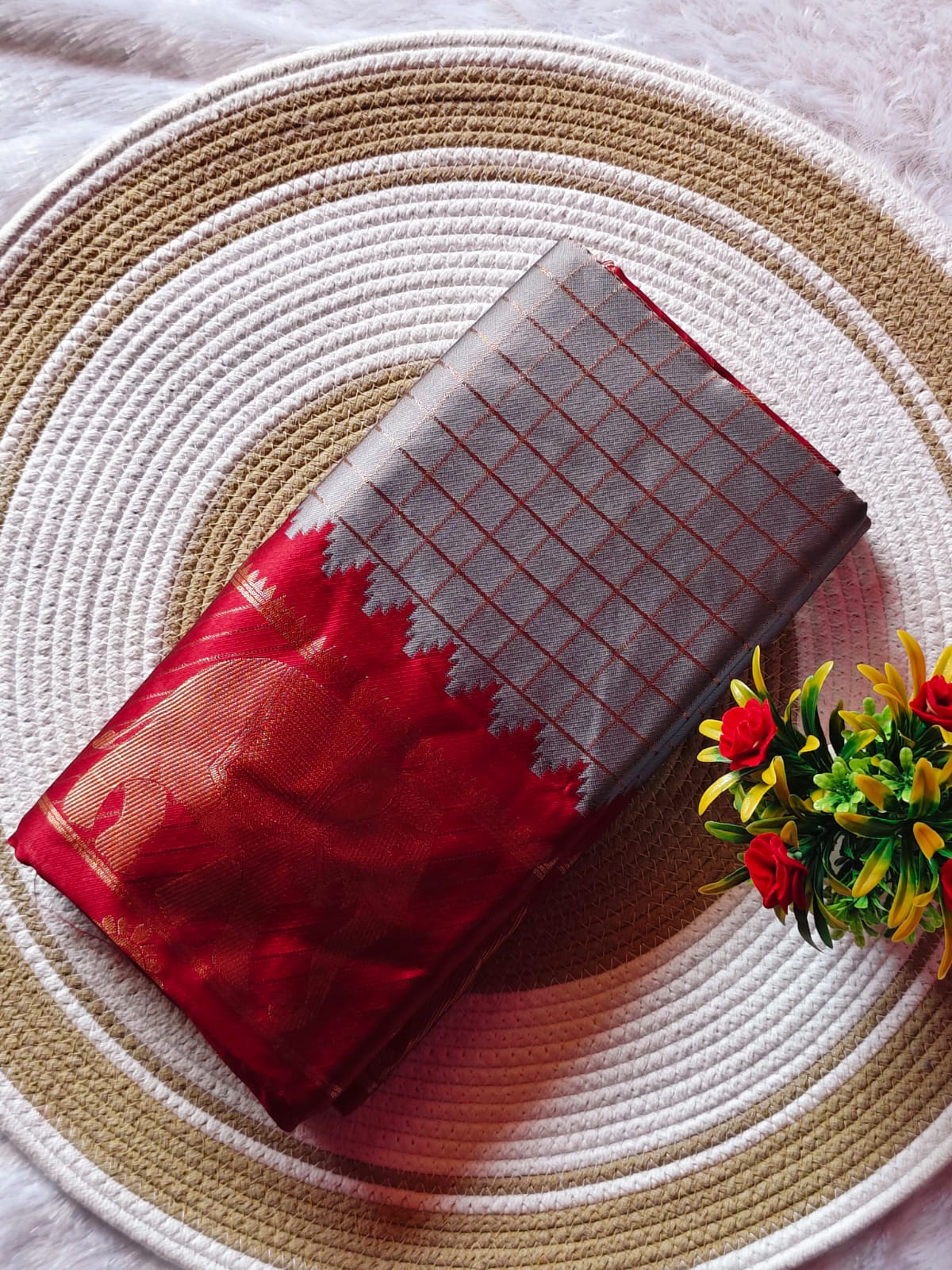 Royal Gray Elephant Checked Saree